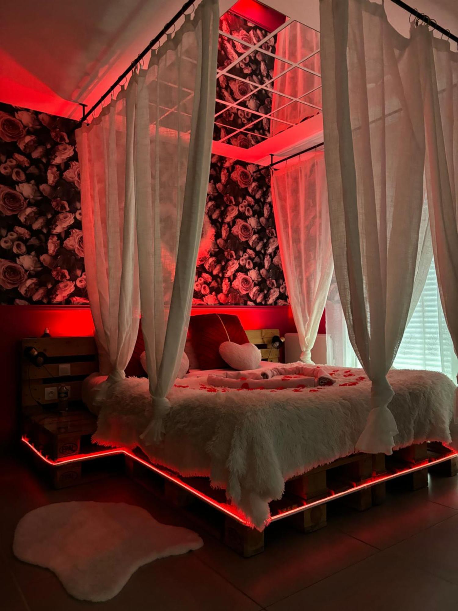 Romantisme Et Glamour 2 Avec Spa , Clim Et Jardin Ντιζόν Εξωτερικό φωτογραφία