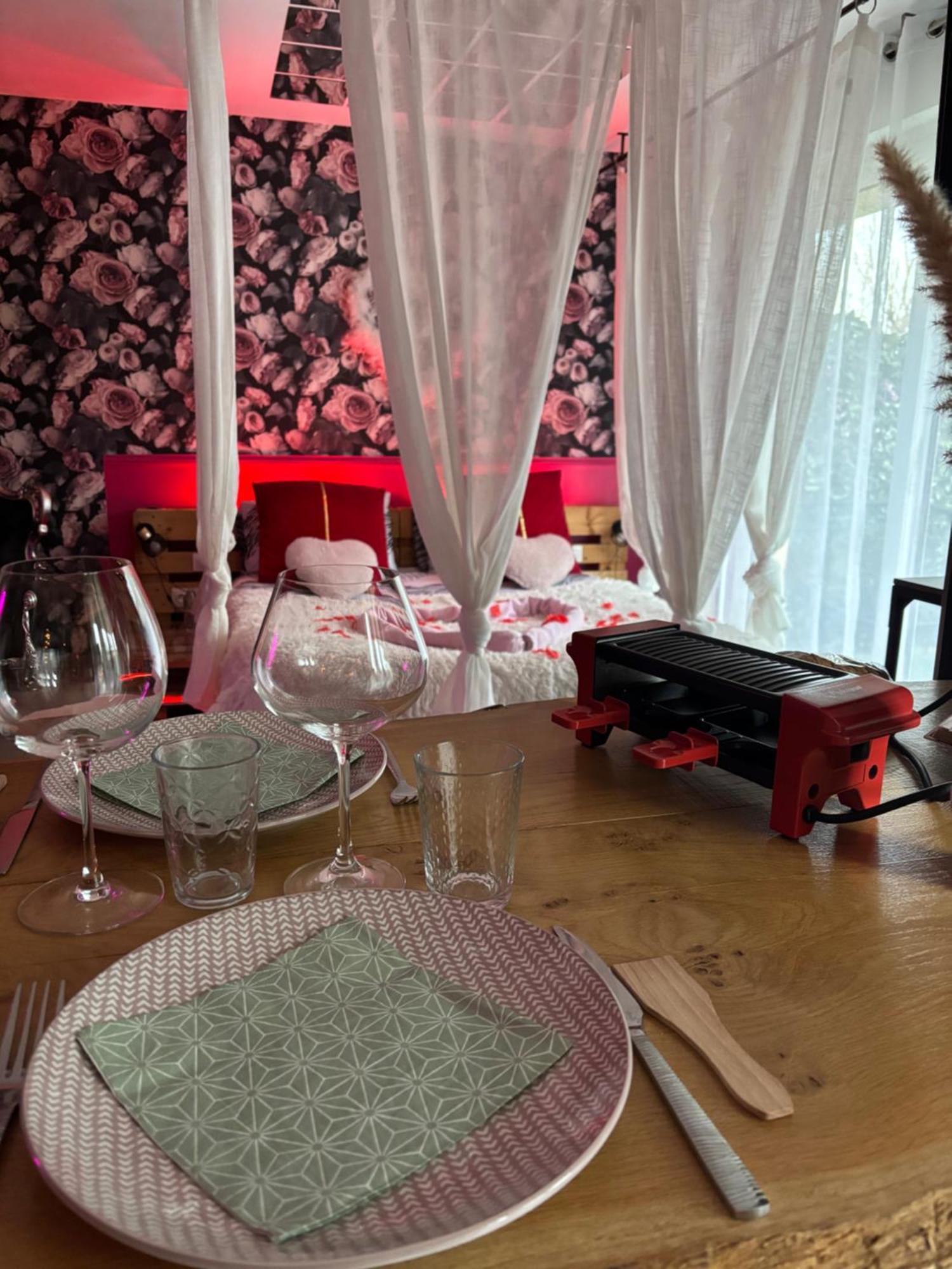 Romantisme Et Glamour 2 Avec Spa , Clim Et Jardin Ντιζόν Εξωτερικό φωτογραφία
