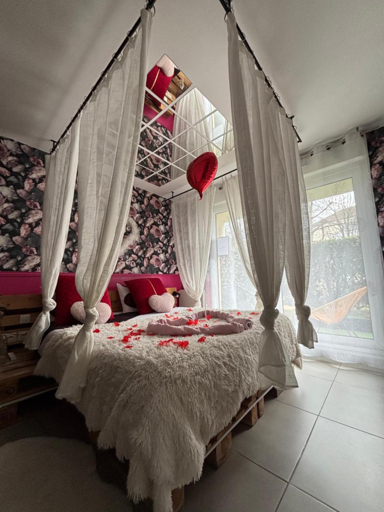Romantisme Et Glamour 2 Avec Spa , Clim Et Jardin Ντιζόν Εξωτερικό φωτογραφία